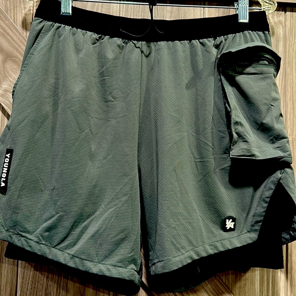 YOUNGLA shorts small medium